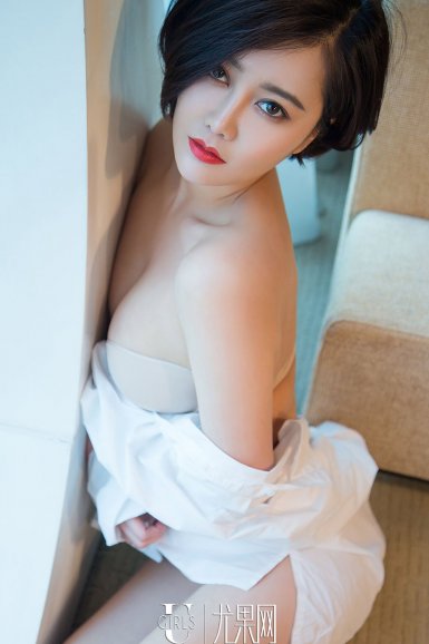 县一中举行七、八年级班级篮球赛‘开云电竞赛事’(图2) 开云电竞直播